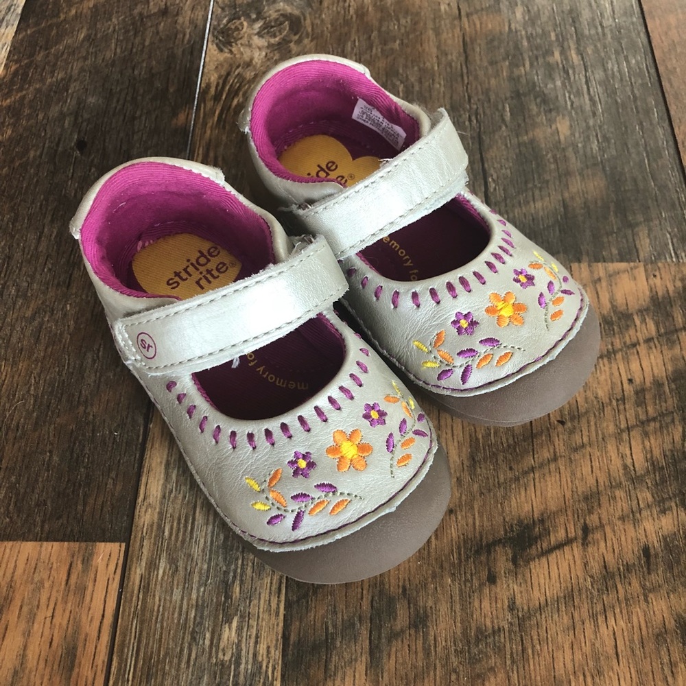 Stride Rite Mary Jane Soft Motion